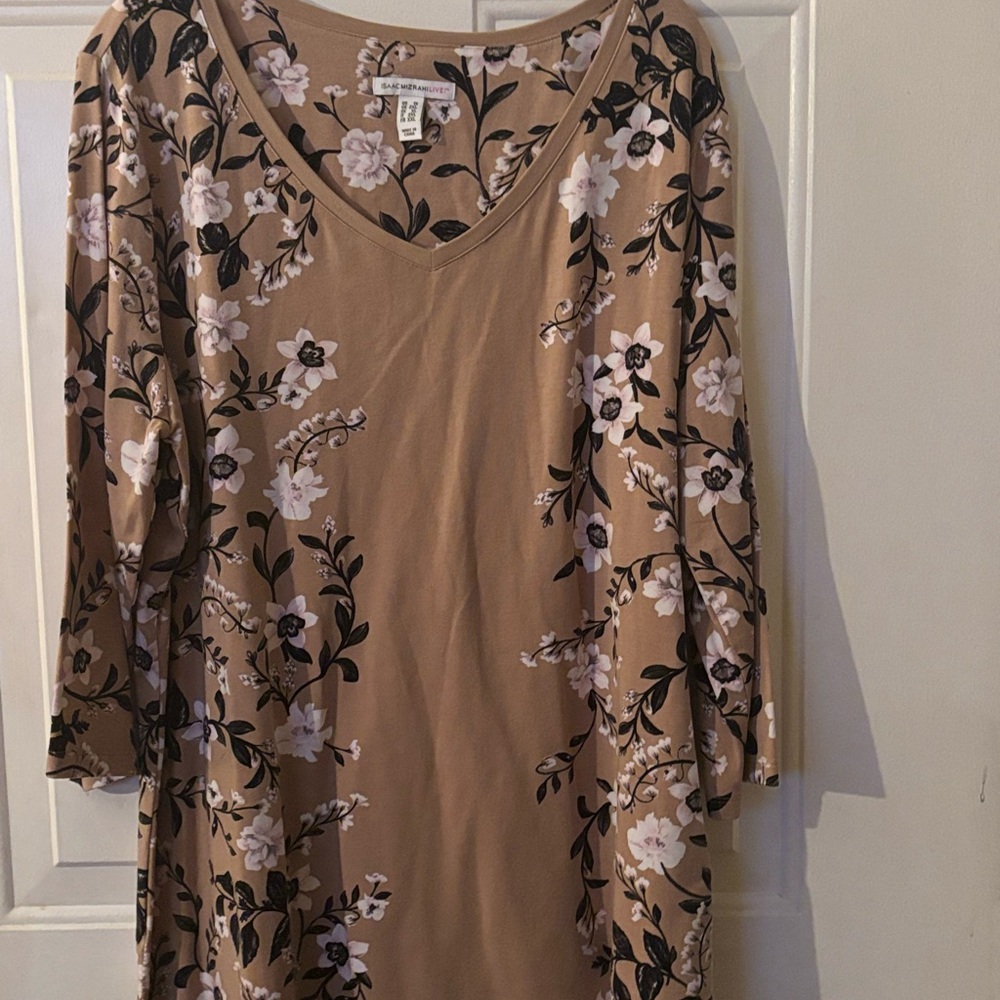 Isaac Mizrahi Live Plus Size 2X Floral Cardigan & 1X Top Matching Set - Picture 3 of 5